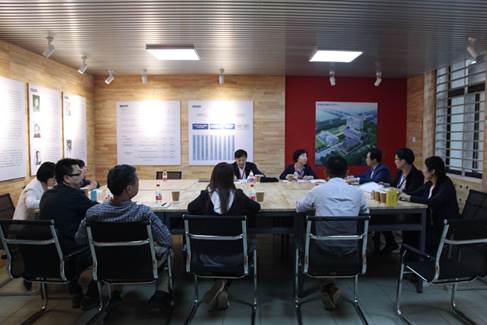 挑/05-专家组与城乡规划专业教师代表座谈副本.jpg